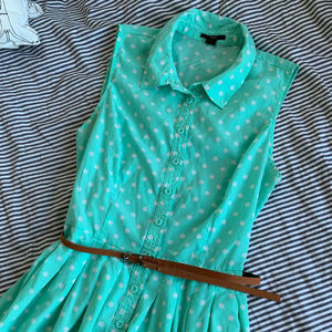 🌹Forever 21 Belted Polka Dot Dress🌹